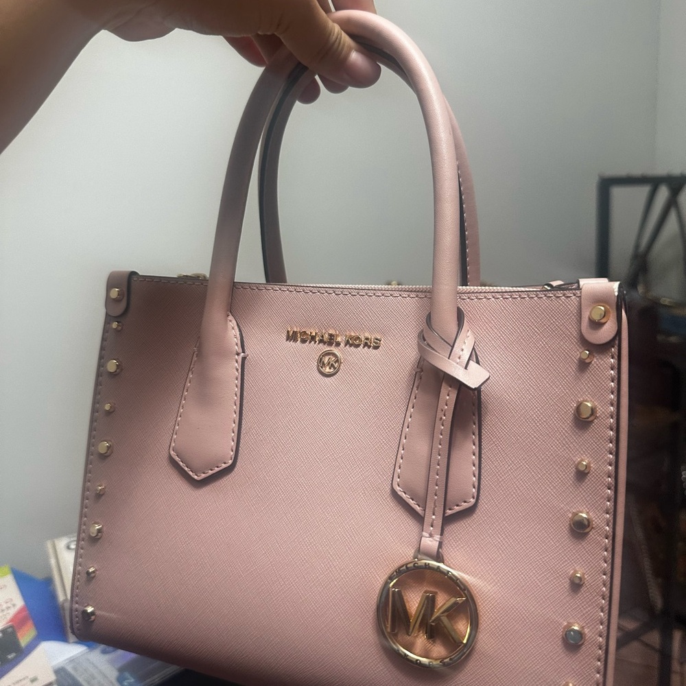 Michael Kors Blush Pink Satchel with Gold Accents NEED GONE ASAP - Picture 2 of 5